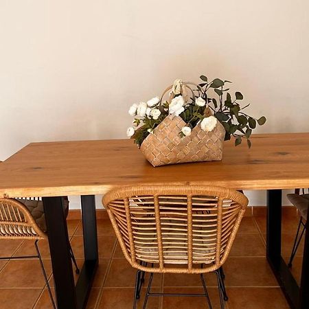 Apartamentos Los Tulipanes Salou Esterno foto