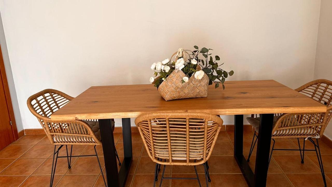 Apartamentos Los Tulipanes Salou Esterno foto
